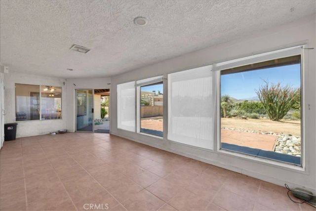8802 Rubidoux Avenue, Yucca Valley, CA 92284