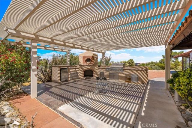 8802 Rubidoux Avenue, Yucca Valley, CA 92284