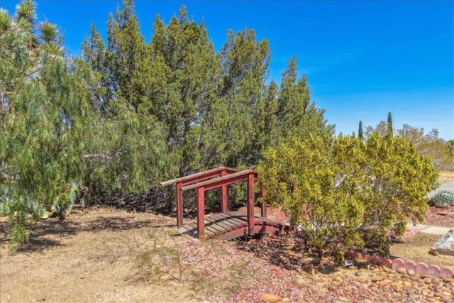 8802 Rubidoux Avenue, Yucca Valley, CA 92284