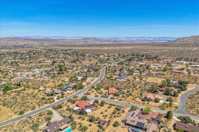 8802 Rubidoux Avenue, Yucca Valley, CA 92284