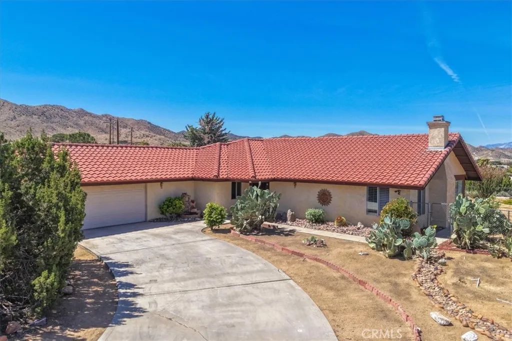 8802 Rubidoux Avenue, Yucca Valley, CA 92284
