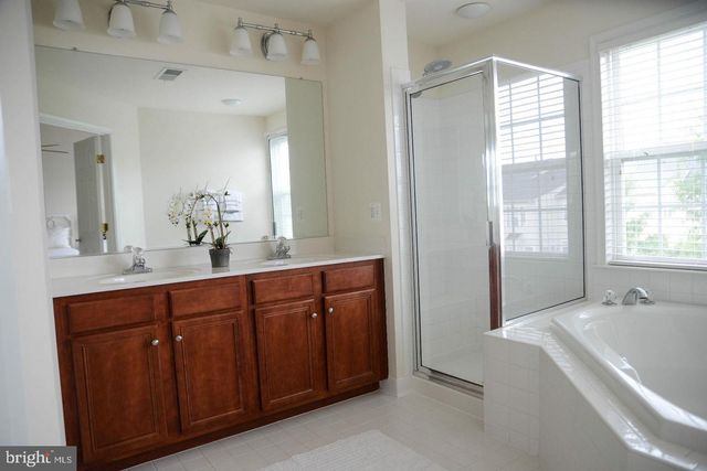 41898 CINNABAR SQ, Aldie, VA 20105