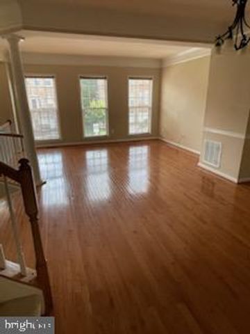 41898 CINNABAR SQ, Aldie, VA 20105