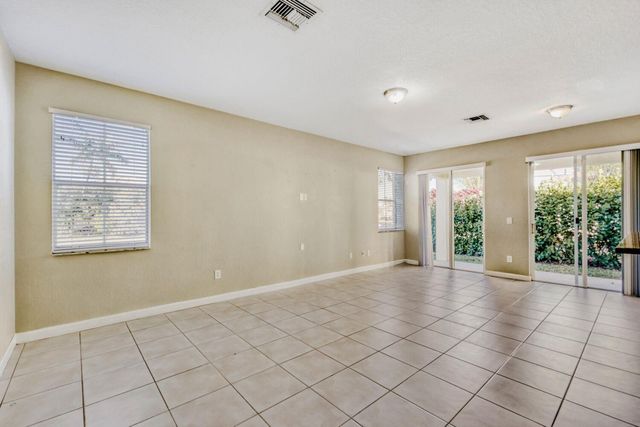 10566 Galleria Street, Wellington, FL 33414