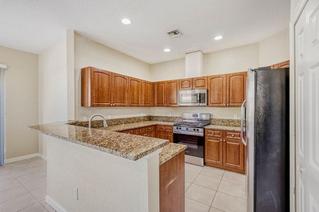 10566 Galleria Street, Wellington, FL 33414