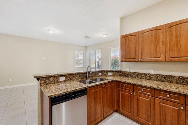 10566 Galleria Street, Wellington, FL 33414