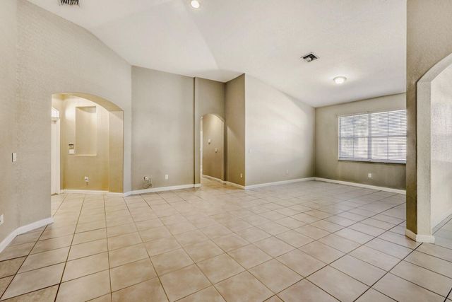 10566 Galleria Street, Wellington, FL 33414