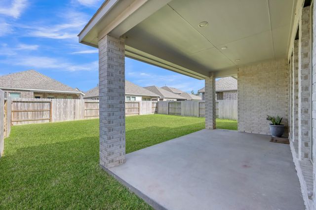 631 Sand Branch Drive, Conroe, TX 77304