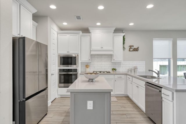 631 Sand Branch Drive, Conroe, TX 77304