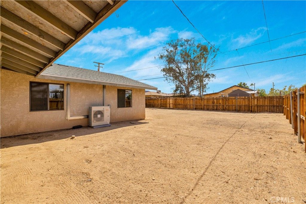 Image 25 of property listing at 6238 Mariposa, 29 Palms, CA 92277