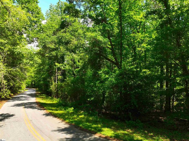 426 Pin Du Lac Drive, Central, SC 29630