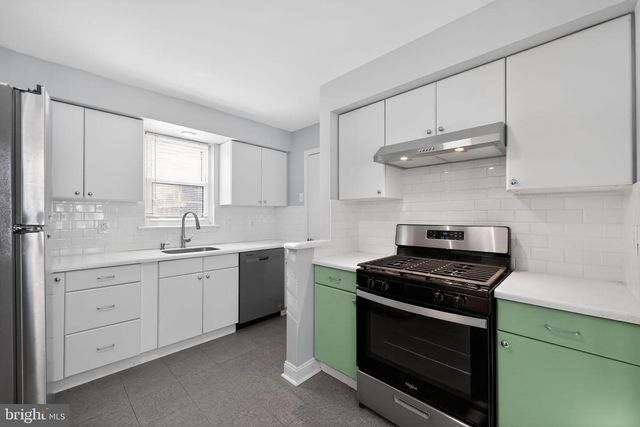 109 W PARK BLVD, Collingswood, NJ 08108