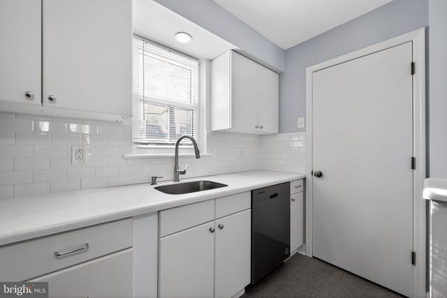 109 W PARK BLVD, Collingswood, NJ 08108