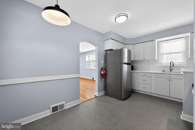 109 W PARK BLVD, Collingswood, NJ 08108