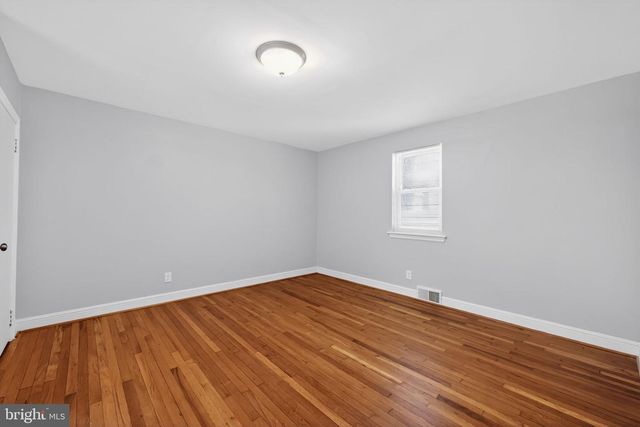 109 W PARK BLVD, Collingswood, NJ 08108