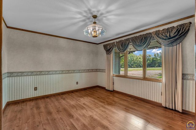 4848 SE 53rd St, Berryton, KS 66409