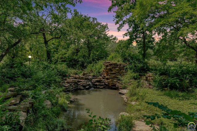 4848 SE 53rd St, Berryton, KS 66409