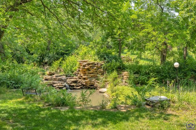 4848 SE 53rd St, Berryton, KS 66409