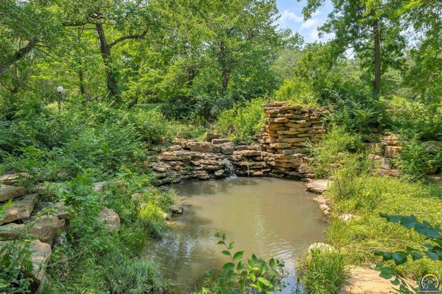 4848 SE 53rd St, Berryton, KS 66409