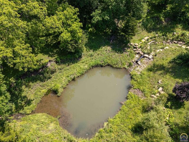 4848 SE 53rd St, Berryton, KS 66409