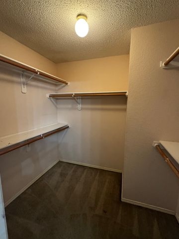 5615 Alicante Drive, Arlington, TX 76017
