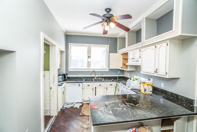 132 E Washington STREET, West Bend, WI 53095