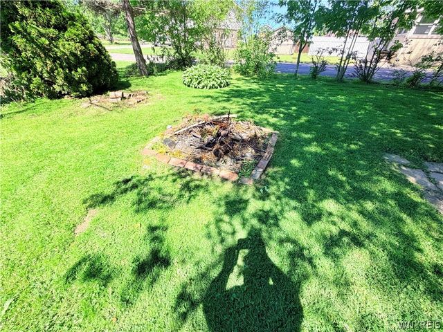 12865 Iola Drive, Hanover, NY 14081