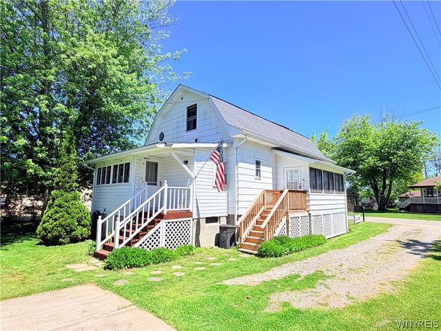 12865 Iola Drive, Hanover, NY 14081