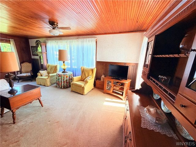 12865 Iola Drive, Hanover, NY 14081
