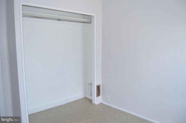 90 E STATE ST, Camden, NJ 08105
