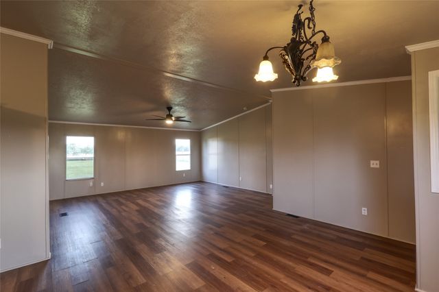 8344 Fm 697, Whitewright, TX 75491