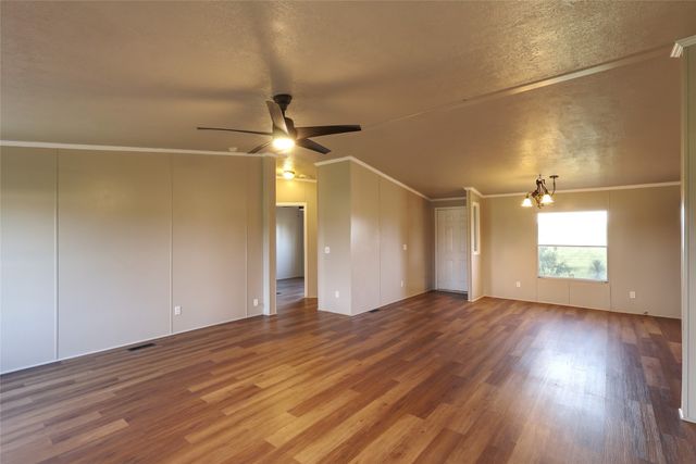 8344 Fm 697, Whitewright, TX 75491