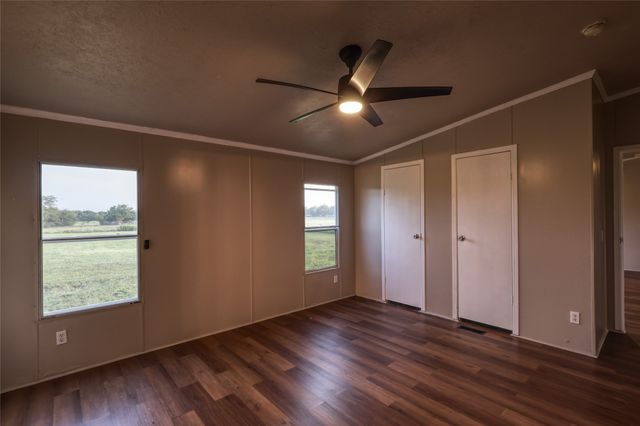 8344 Fm 697, Whitewright, TX 75491