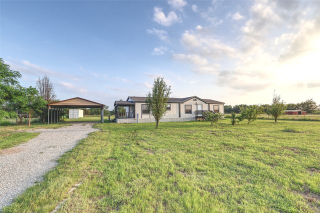8344 Fm 697, Whitewright, TX 75491