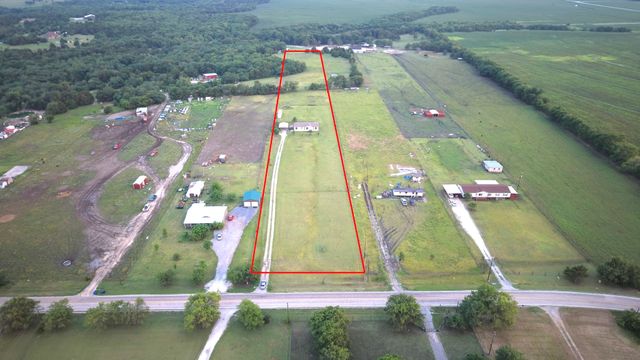 8344 Fm 697, Whitewright, TX 75491