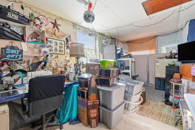 5785 S 550 E, Wolcottville, IN 46795