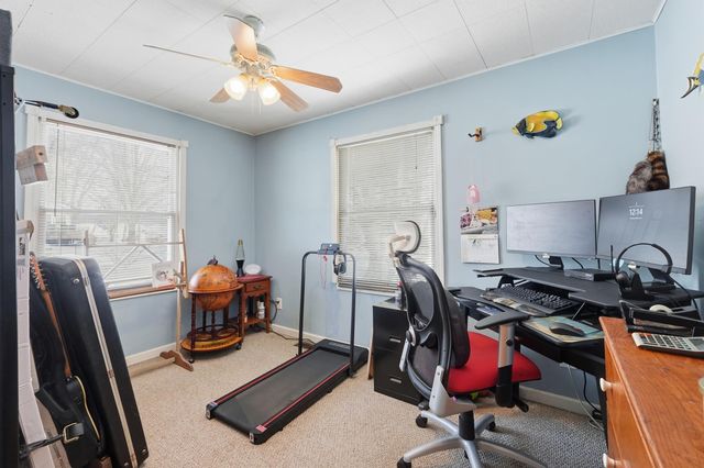 5785 S 550 E, Wolcottville, IN 46795