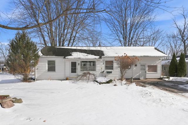 5785 S 550 E, Wolcottville, IN 46795