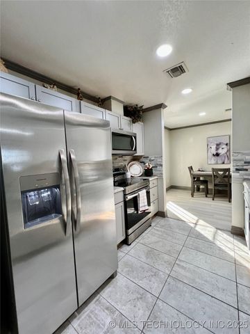 9892 Buckaloo Bend Road, Kingston, OK 73439