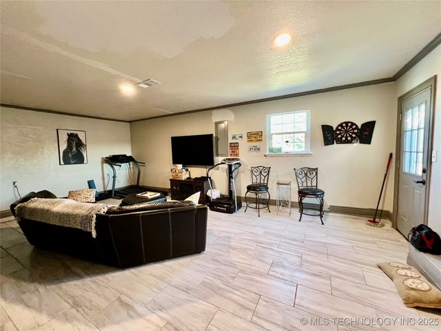 9892 Buckaloo Bend Road, Kingston, OK 73439