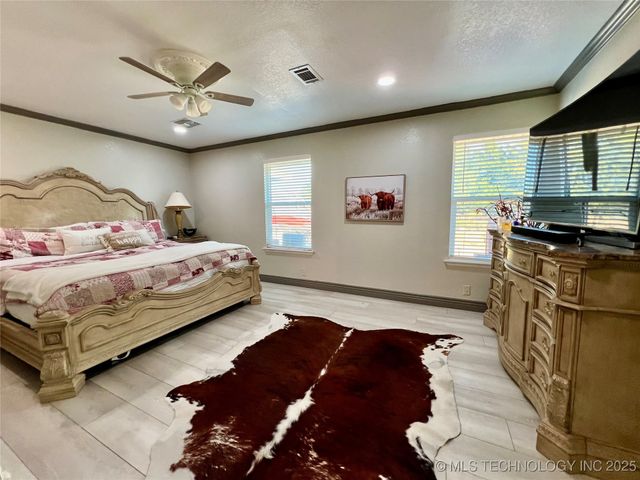 9892 Buckaloo Bend Road, Kingston, OK 73439