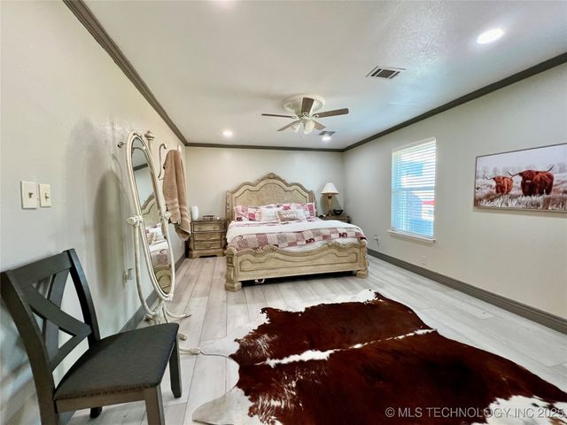 9892 Buckaloo Bend Road, Kingston, OK 73439