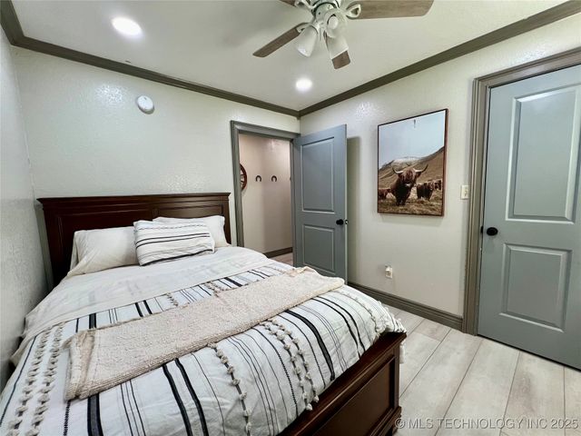 9892 Buckaloo Bend Road, Kingston, OK 73439