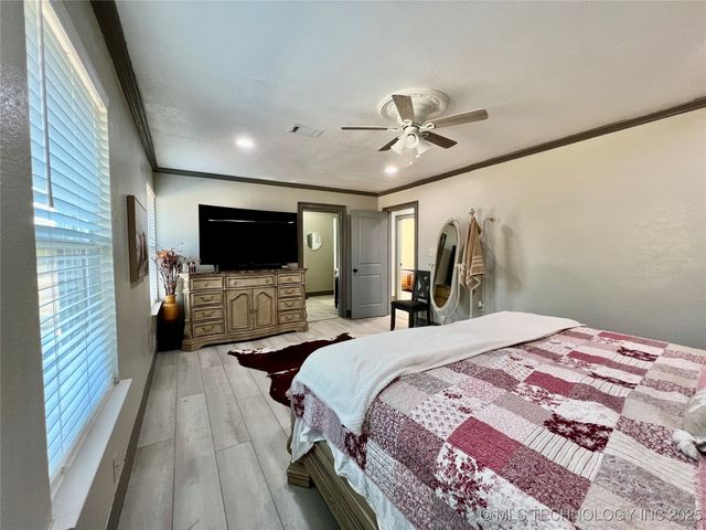 9892 Buckaloo Bend Road, Kingston, OK 73439