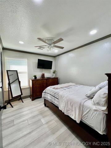 9892 Buckaloo Bend Road, Kingston, OK 73439