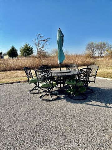 9892 Buckaloo Bend Road, Kingston, OK 73439