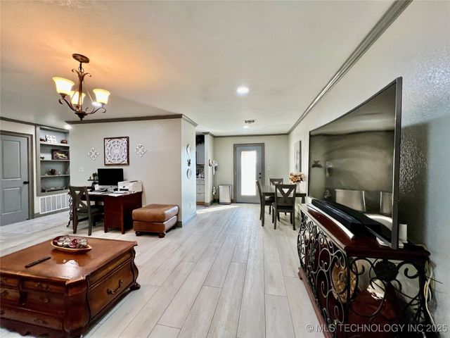 9892 Buckaloo Bend Road, Kingston, OK 73439