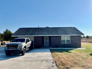 9892 Buckaloo Bend Road, Kingston, OK 73439