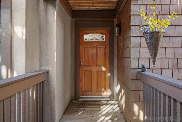 8840 Villa La Jolla Dr 203, La Jolla, CA 92037