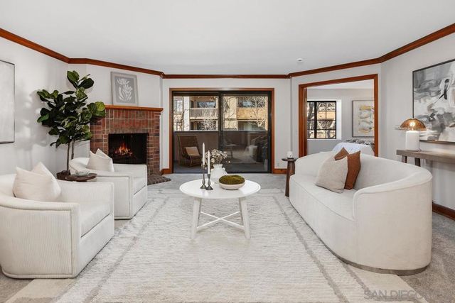 8840 Villa La Jolla Dr 203, La Jolla, CA 92037